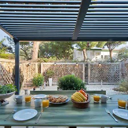 Bonita En Esquina * Marbella