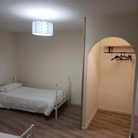 Bonita En Esquina * Marbella