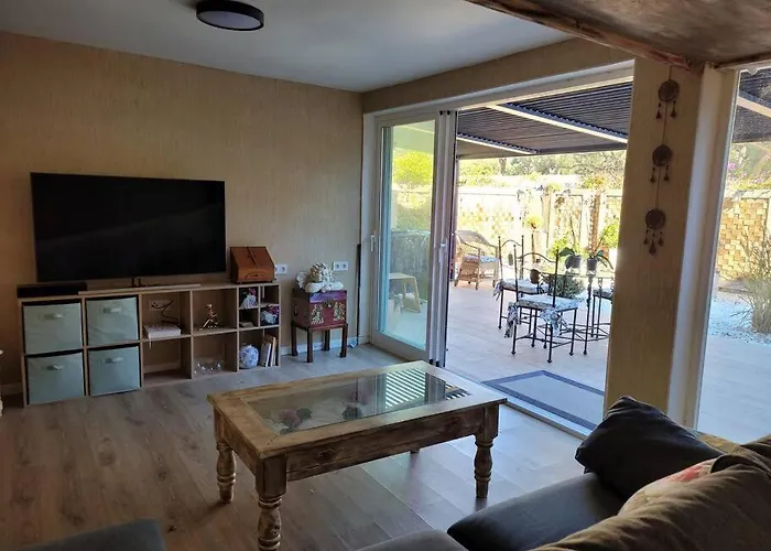 Bonita En Esquina * Marbella