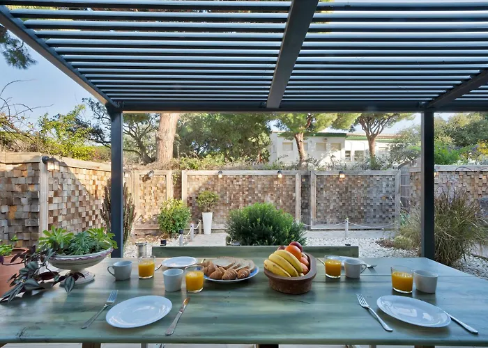 Bonita En Esquina * Marbella